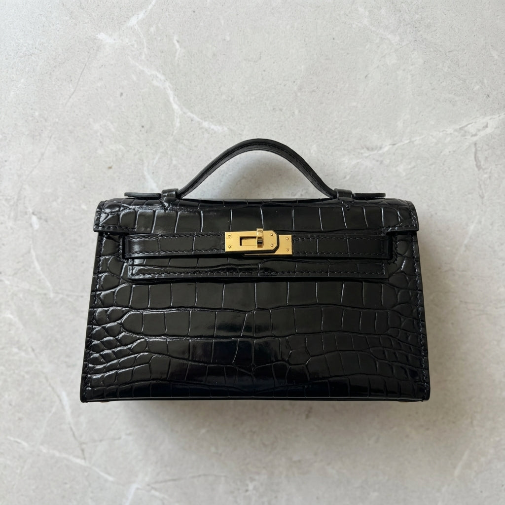 Noir Croc Mini